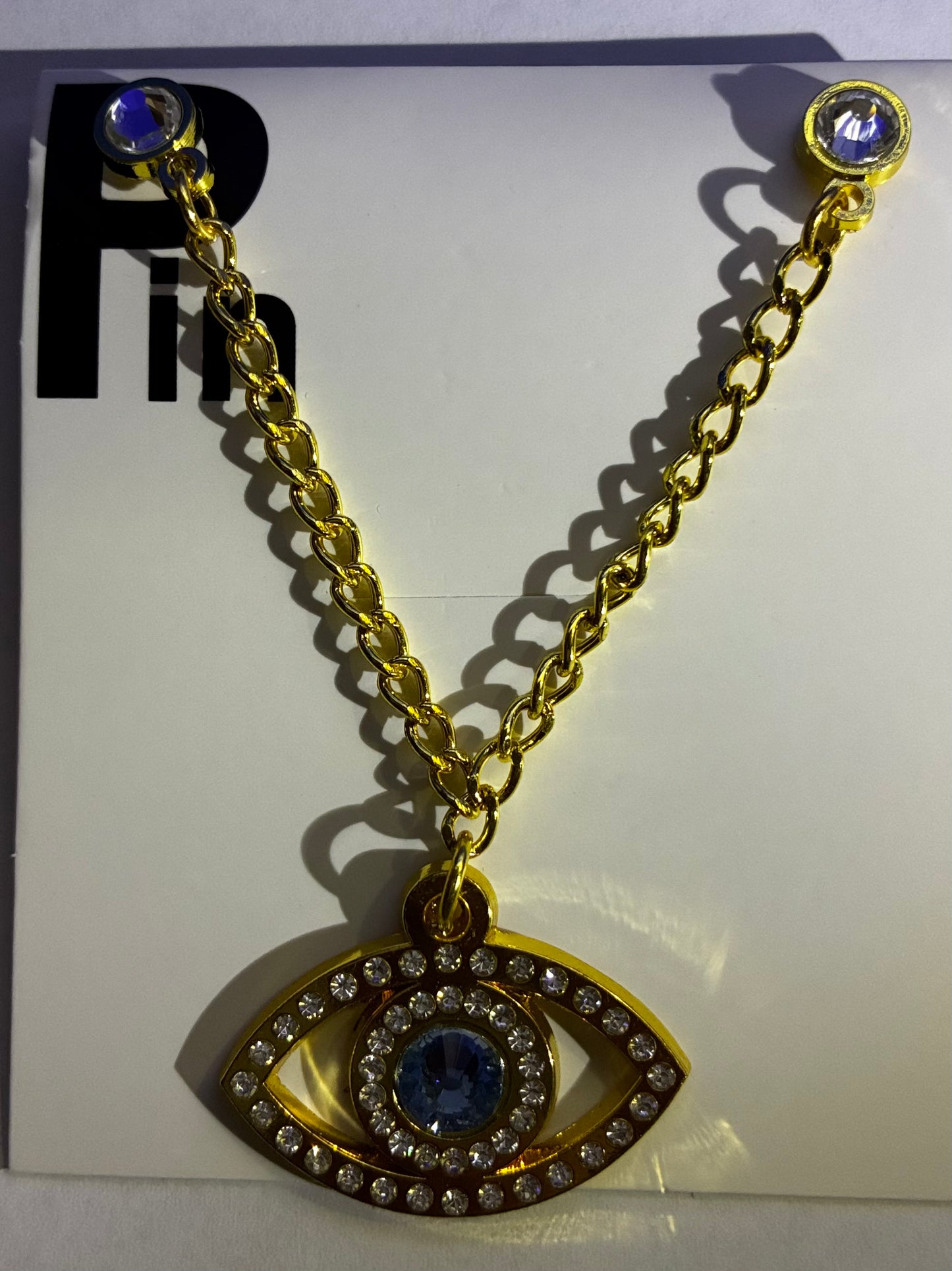 Mystical eye Pin